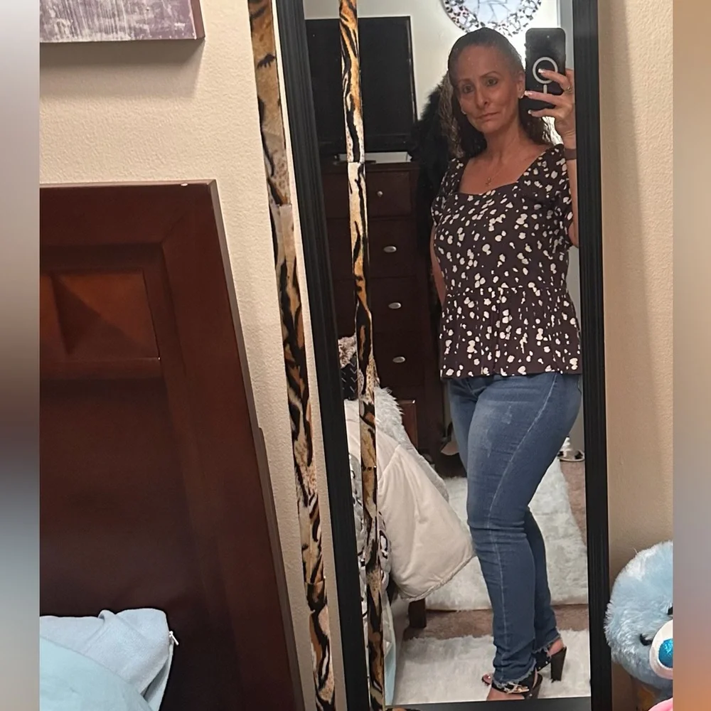 Loft Grey and White Animal Print square neck Top - M 🩶🤍